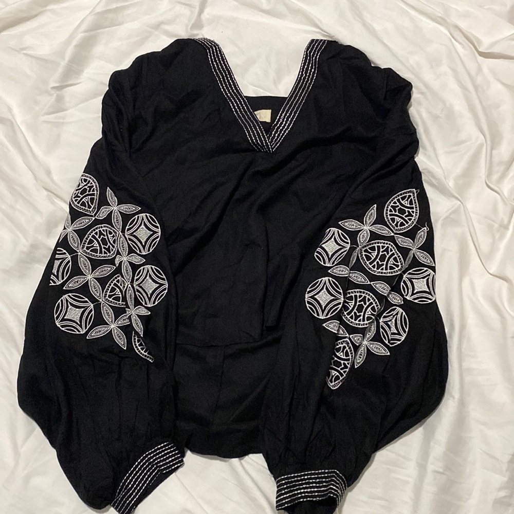 Embroidered Black Puff Sleeve Top